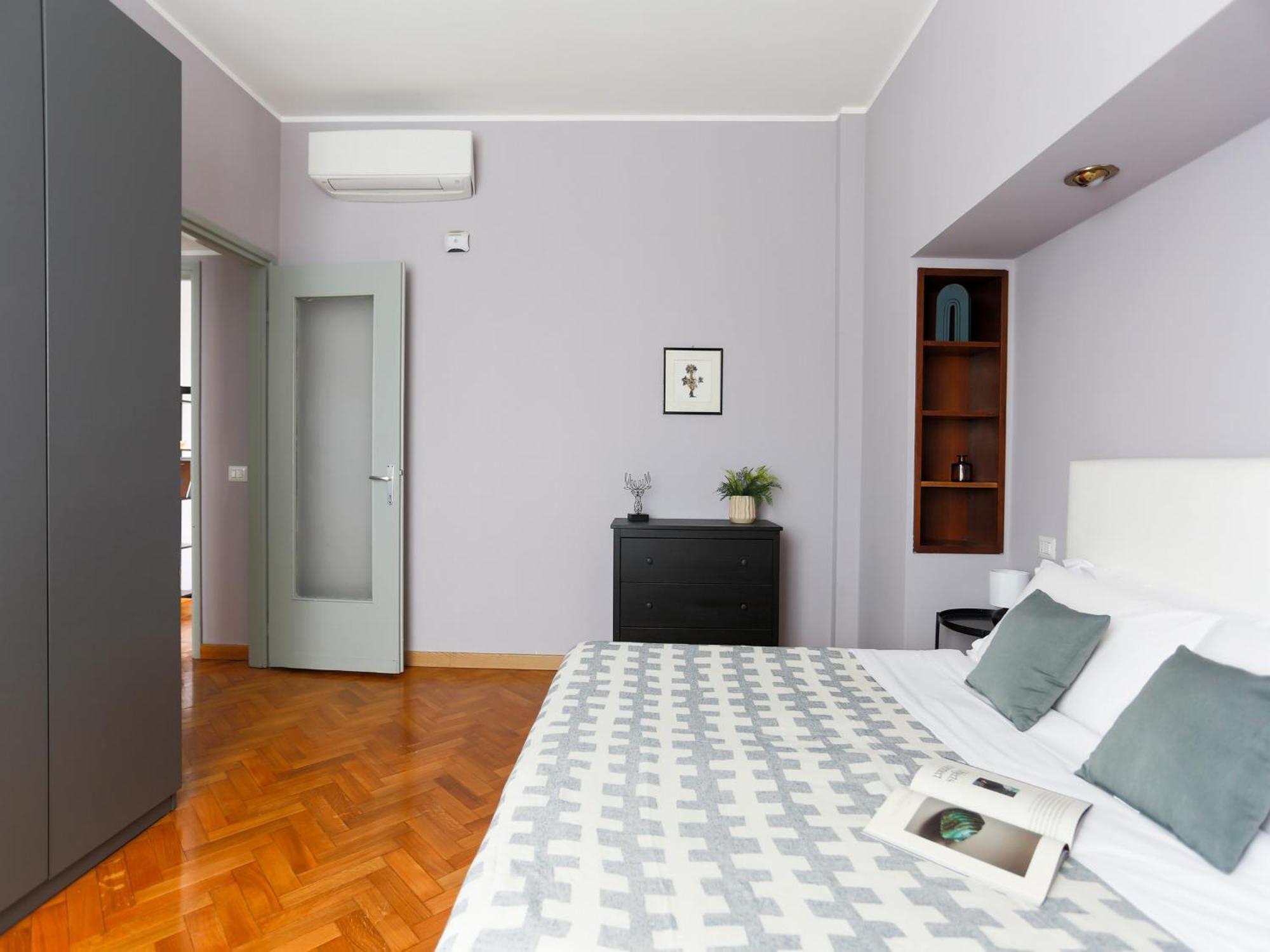 The Best Rent - Spacious One-Bedroom Apartment In Moscova District Мілан Екстер'єр фото