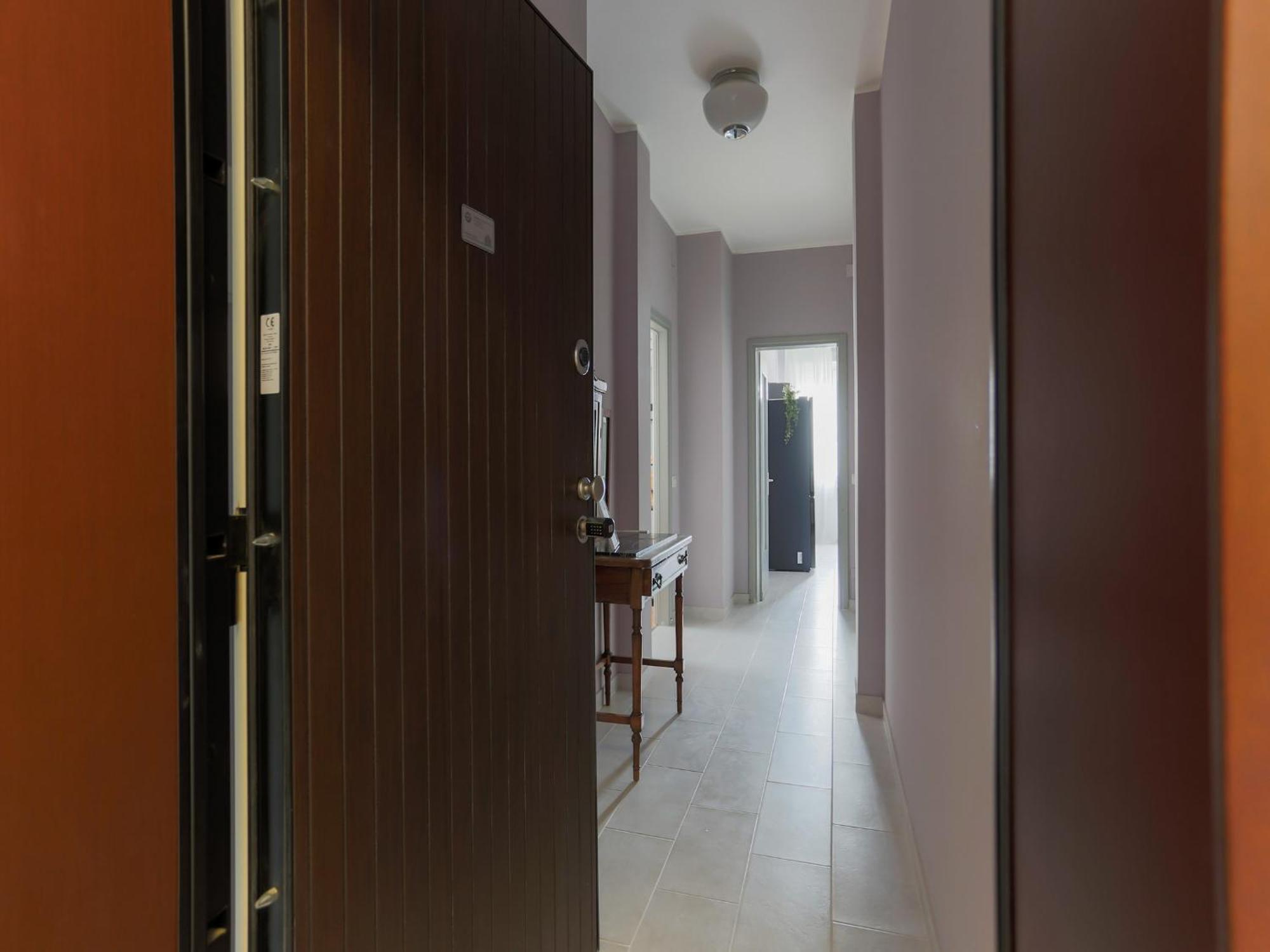 The Best Rent - Spacious One-Bedroom Apartment In Moscova District Мілан Екстер'єр фото